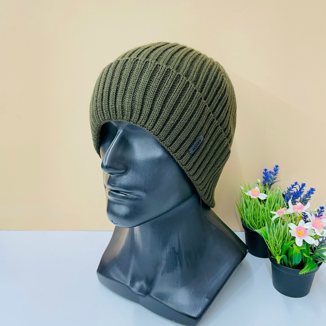 шапка мужская,мужская зимняя шапка,шапка для мужчины,мужская вязаная шапка,шапка мужская с отворотом