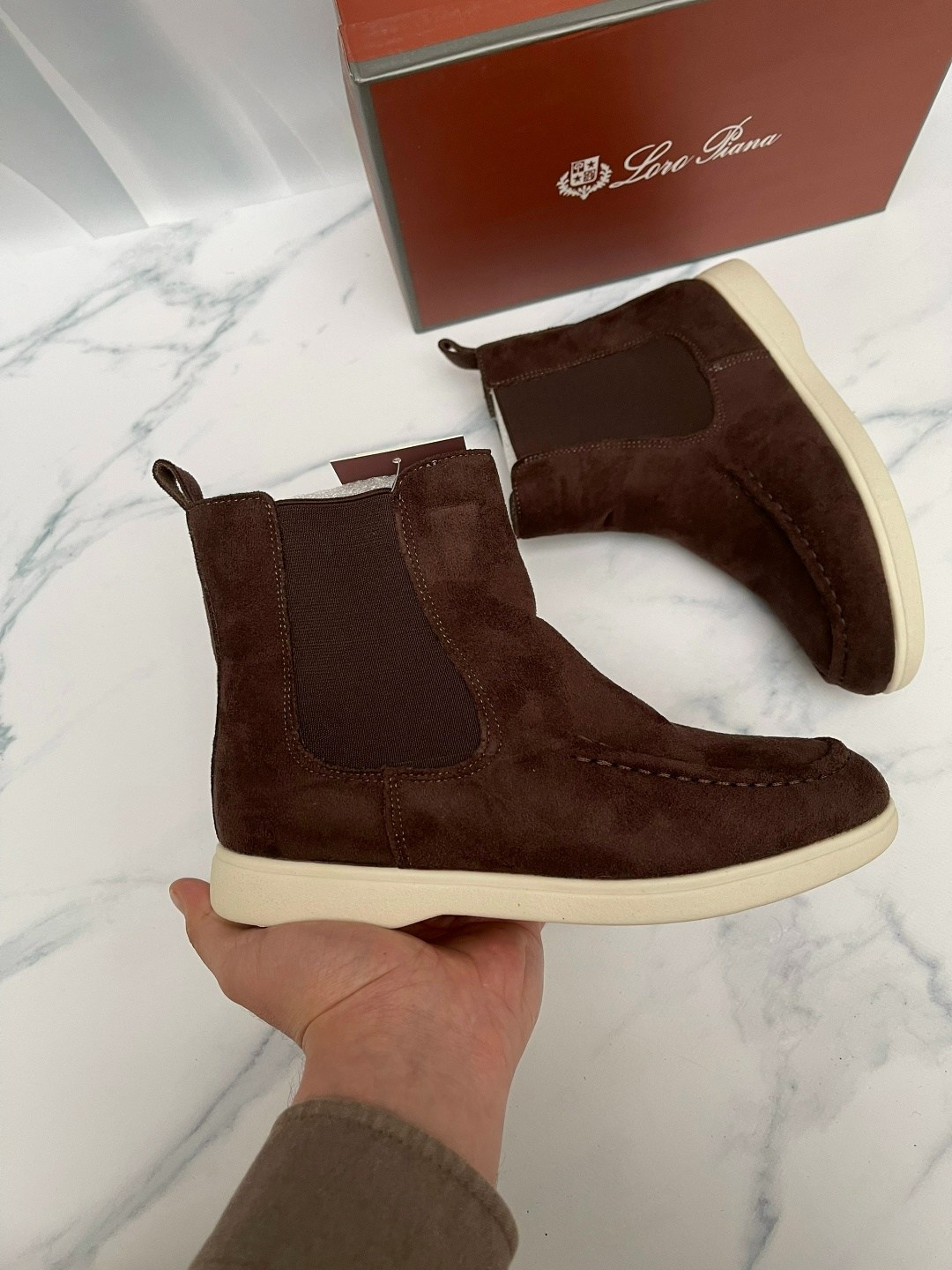 ,loro piana ботинки,замшевые ботинки,ботинки зимние из натуральной замши,замшевые ботинки челси