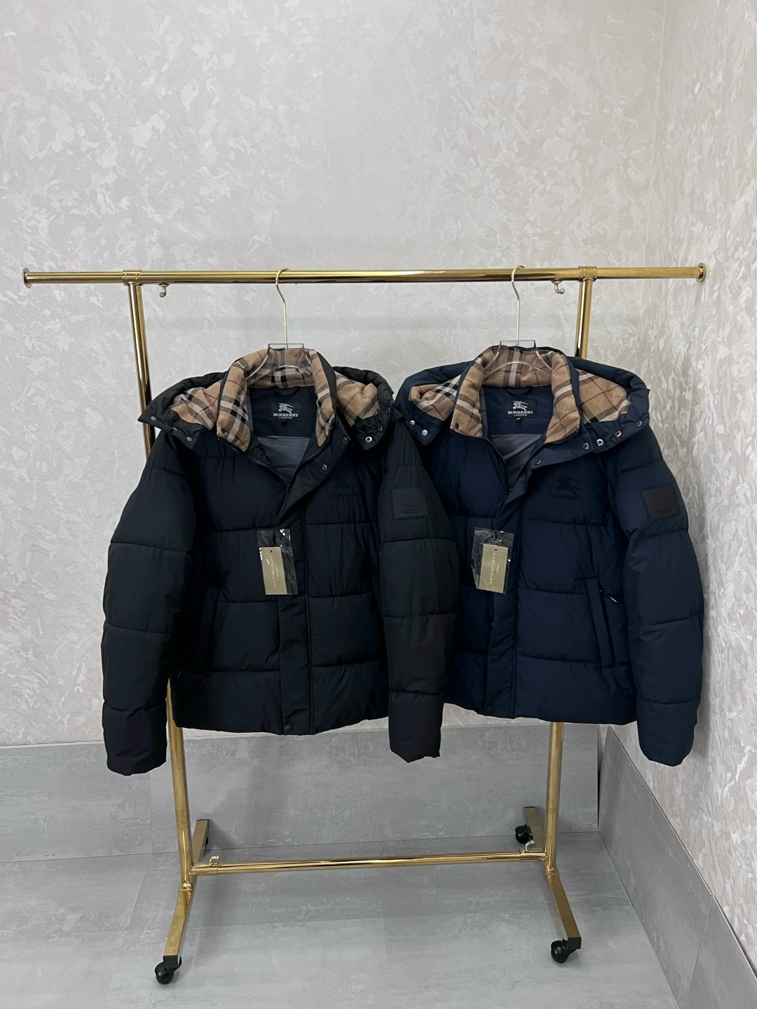пуховик burberry,пуховик burberry мужской,пуховик burberry 8018731 черный мужской,куртка burberry мужская,куртка burberry