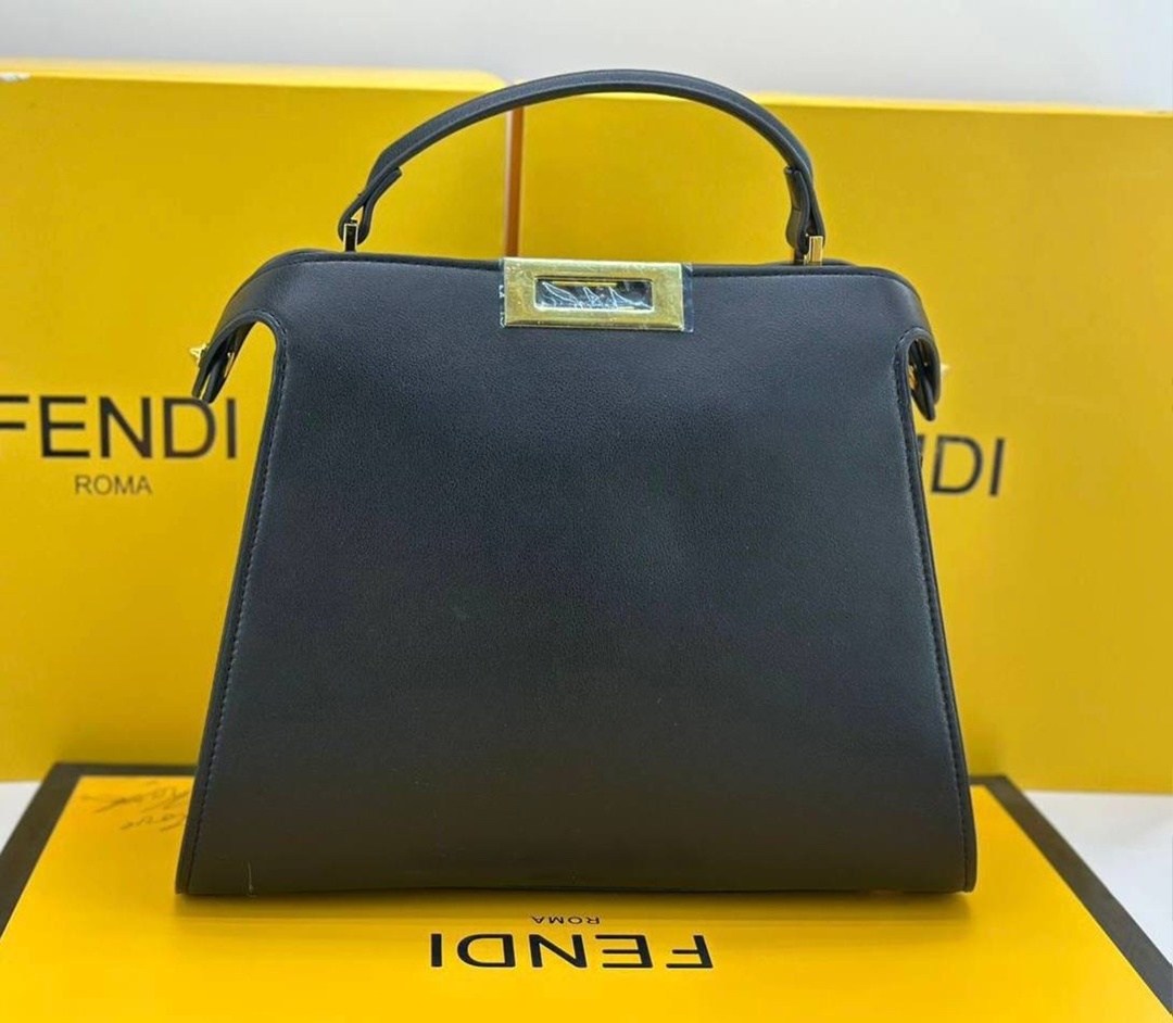 сумка fendi,сумка fendi peekaboo,сумки фенди,сумка женская fendi,fendi сумка на плечо