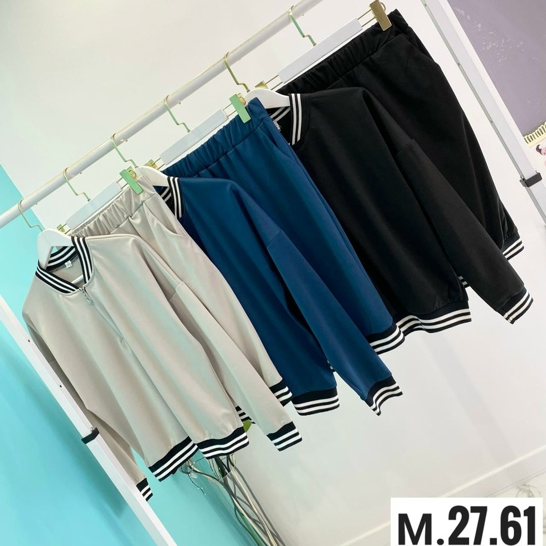 костюмы женские,костюмы женские с юбкой,,костюм из трикотажа,юбочный костюм в спортивном стиле