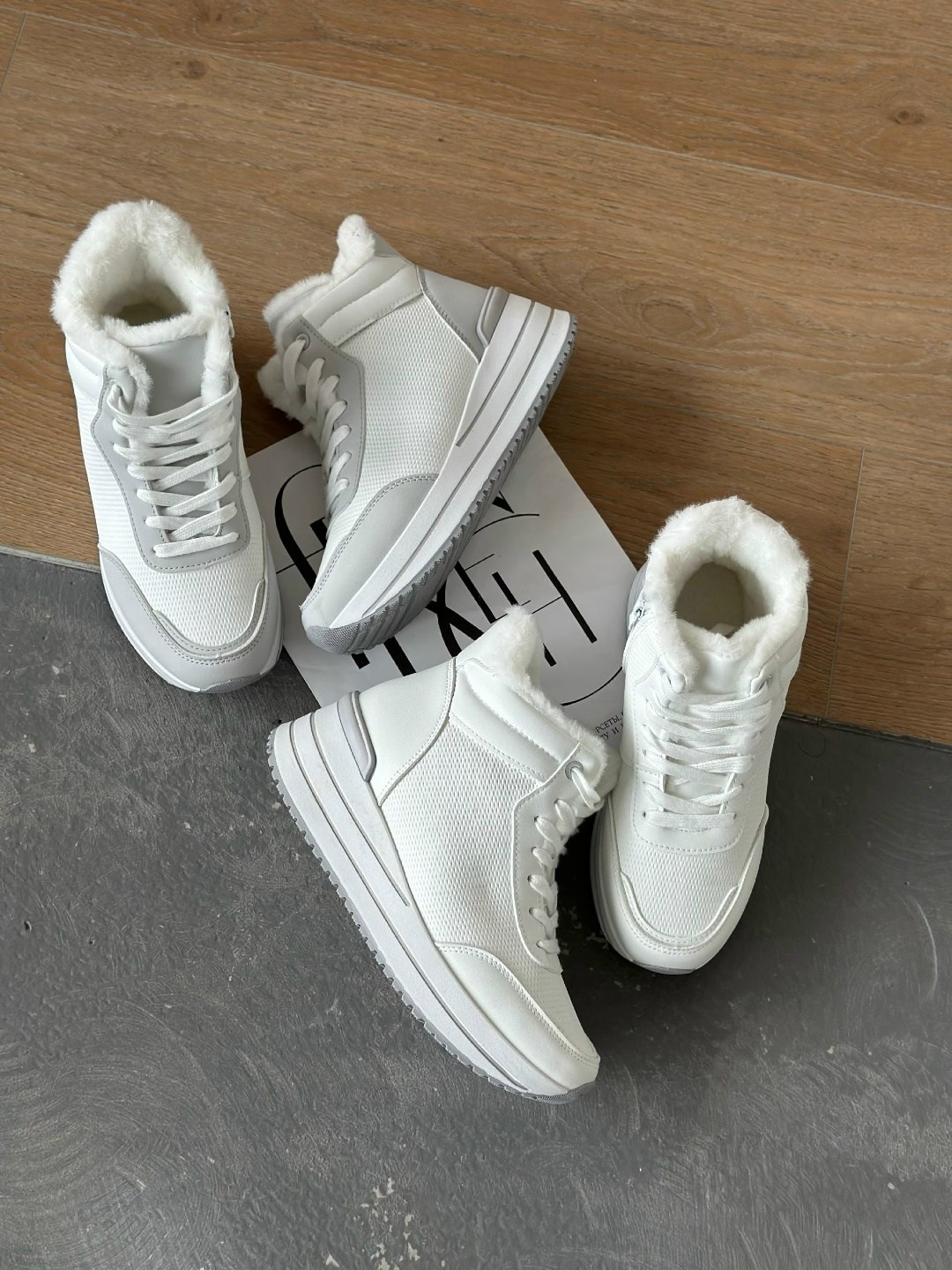 высокие белые кроссовки женские прада,кроссовки женские белые,женские кроссовки,кроссовки женские зимние,белые кроссовки