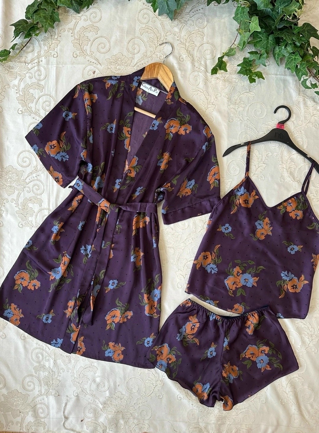 женский шелковый пижамный комплект,женская пижама комплект,комплект пижама,женский шелковый халат,домашняя одежда пижама