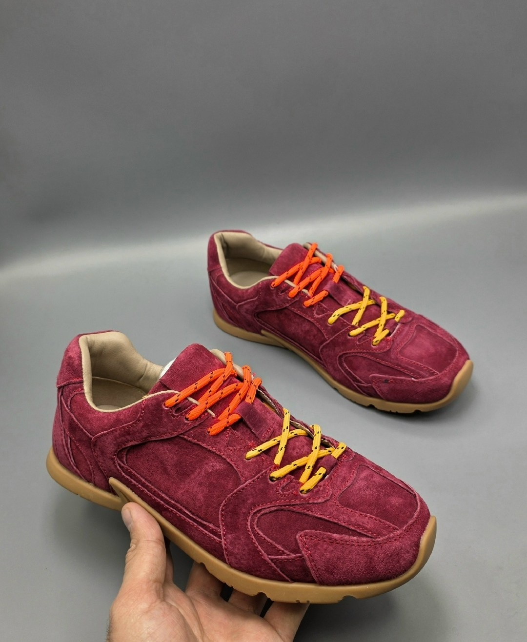 ,замшевые кроссовки,спортивная ,кроссовки miu,повседневные кроссовки