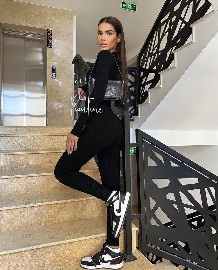 элегантные комбинезоны,женские комбинезоны,женский комбинезон с длинными рукавами,женский облегающий комбинезон с длинными рукавами,комбинезон с длинными рукавами