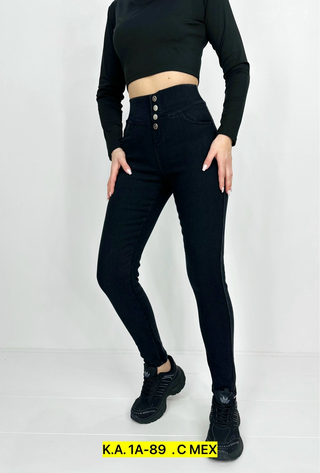 обувь,брюки джинсы,женские джинсы,джоггеры джинсы,джеггинсы с начесом