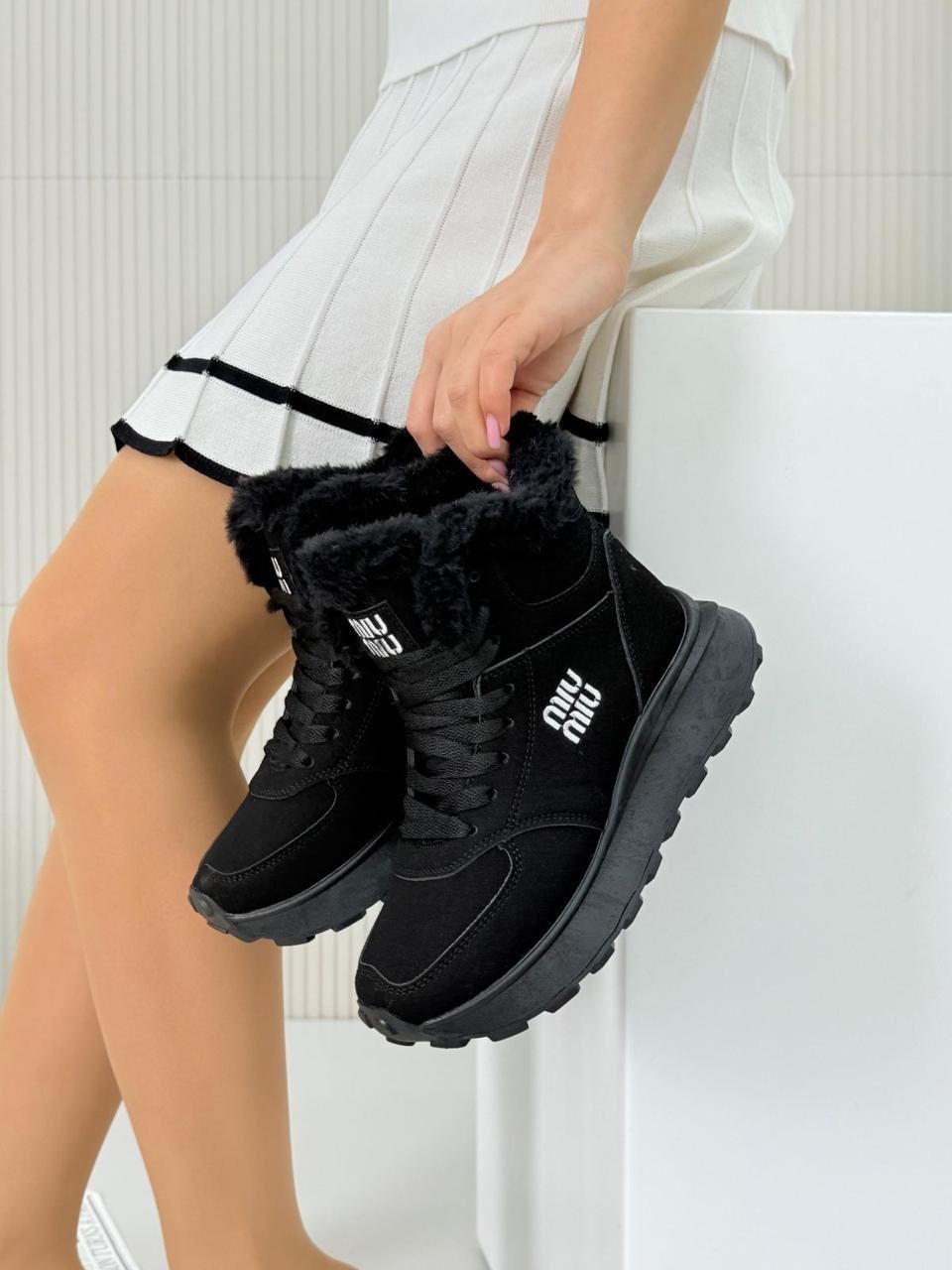 ,зимняя женская ,женские зимние кроссовки,зимние кроссовки женские с мехом,женские зимние теплые ботинки