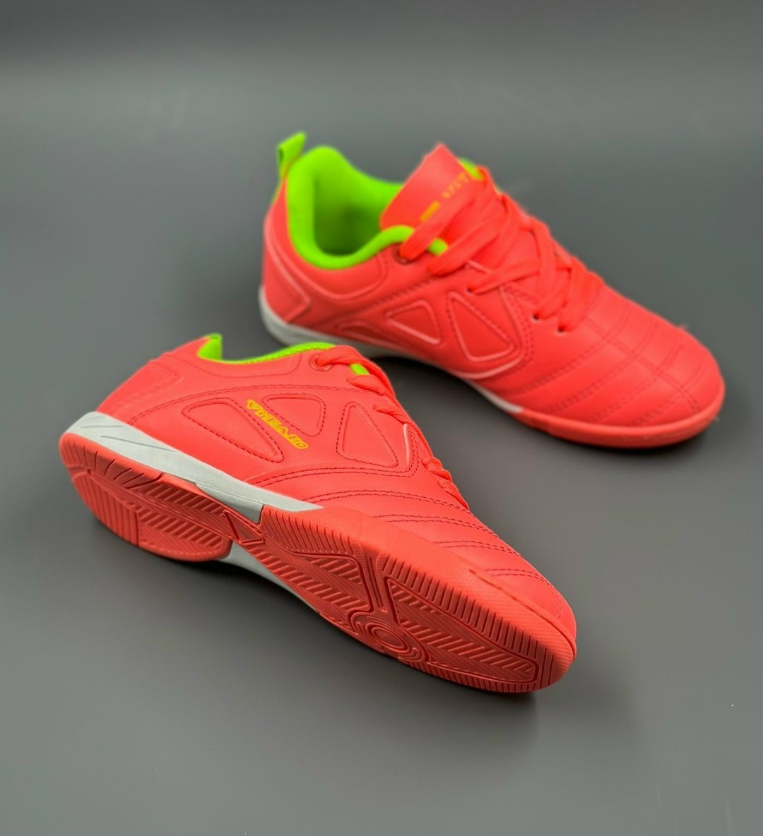 бутсы для футзала,бутсы для зала,футзалка,футзалки jogel,nike футзалки