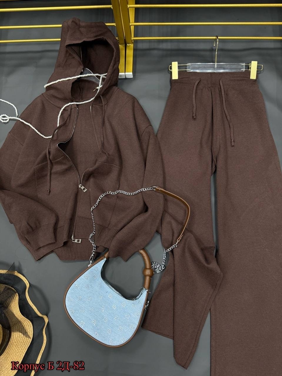 стильные костюмы,женские спортивные костюмы,спортивные костюм,костюмы женские,белые костюмы