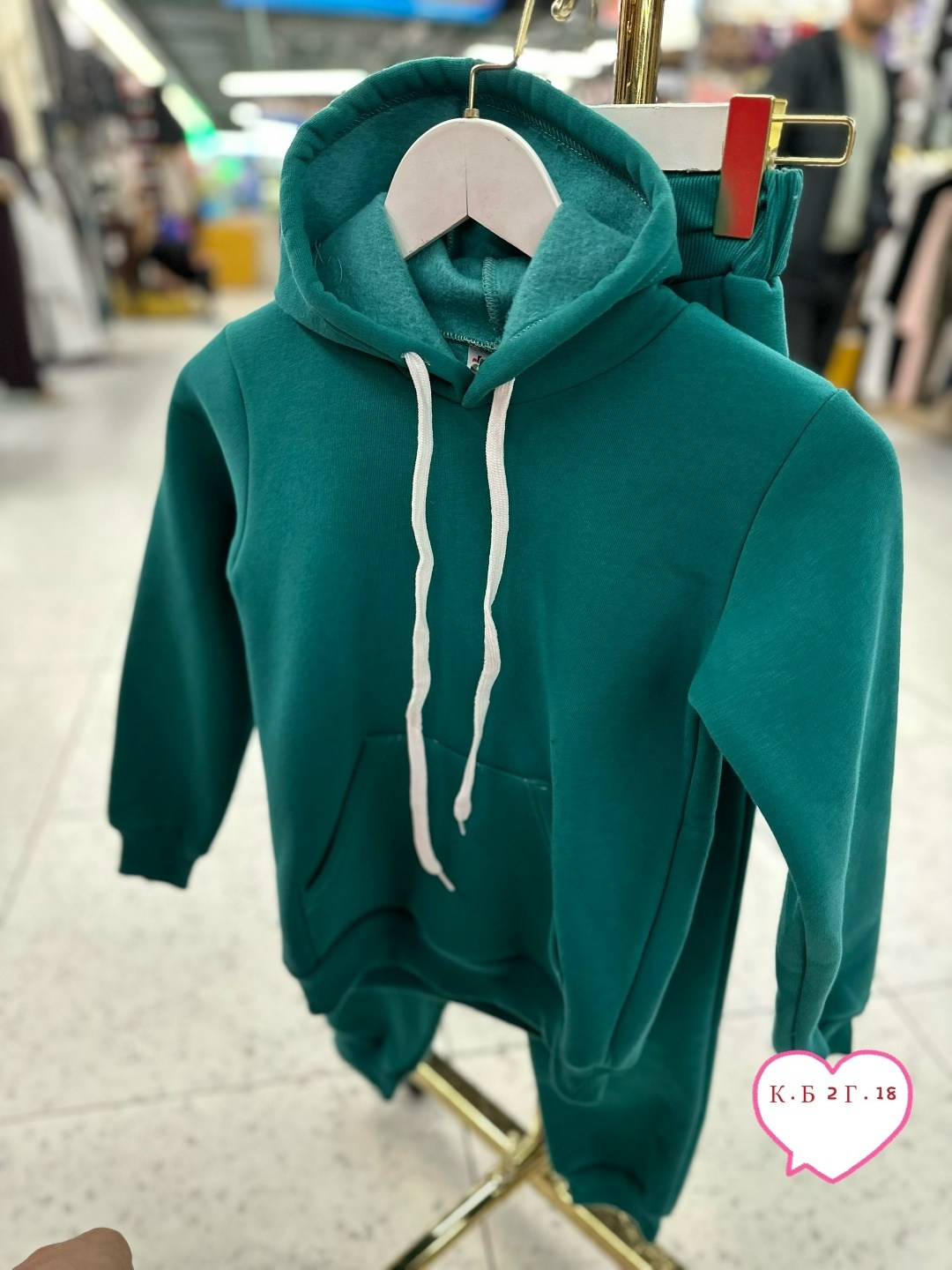 костюм на флисе,костюм толстовка,спортивные костюм,теплый костюм,спортивные костюмы на флисе