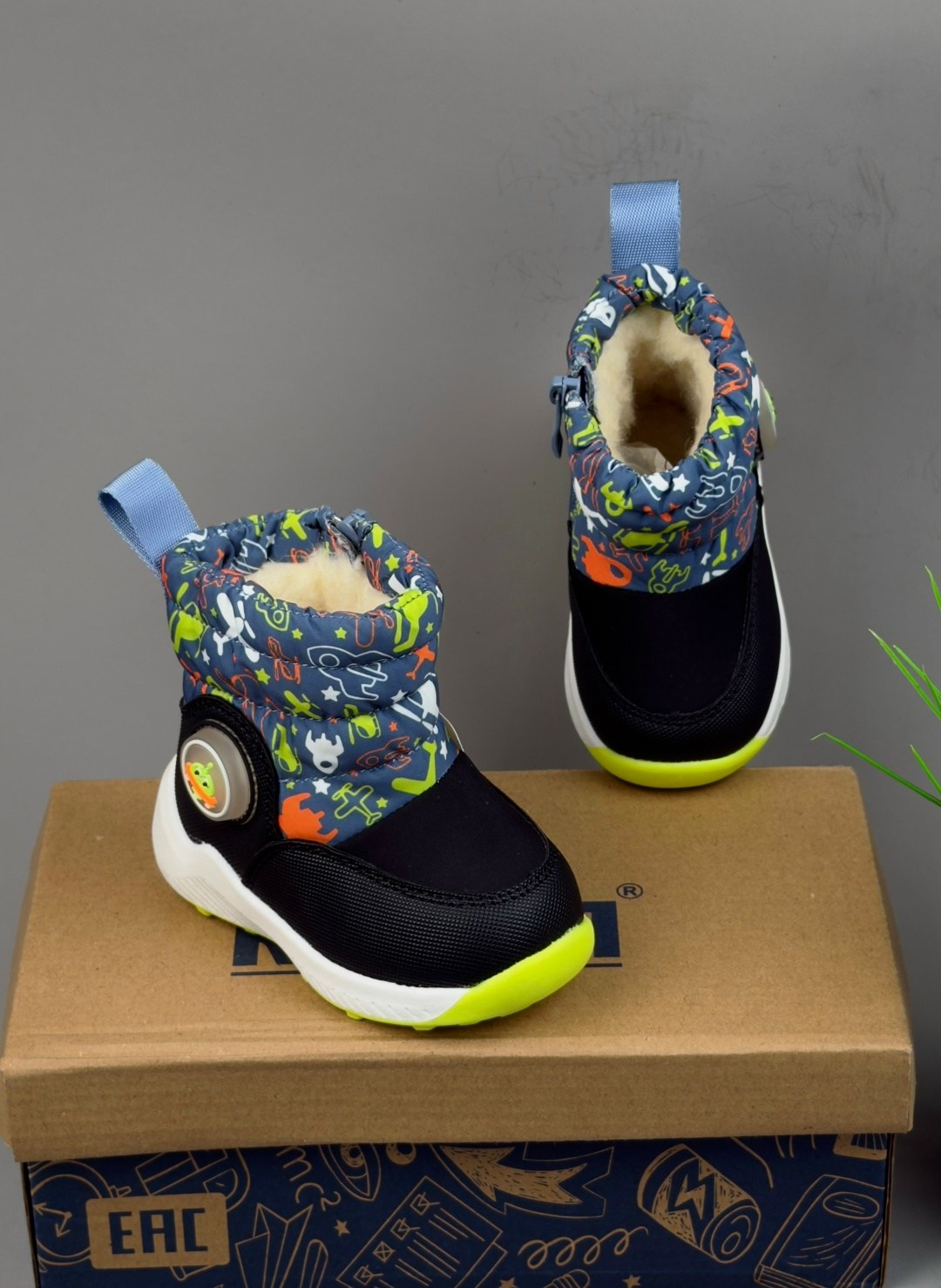 сапоги зимние детские,детская ,,сапожки,детские дутики