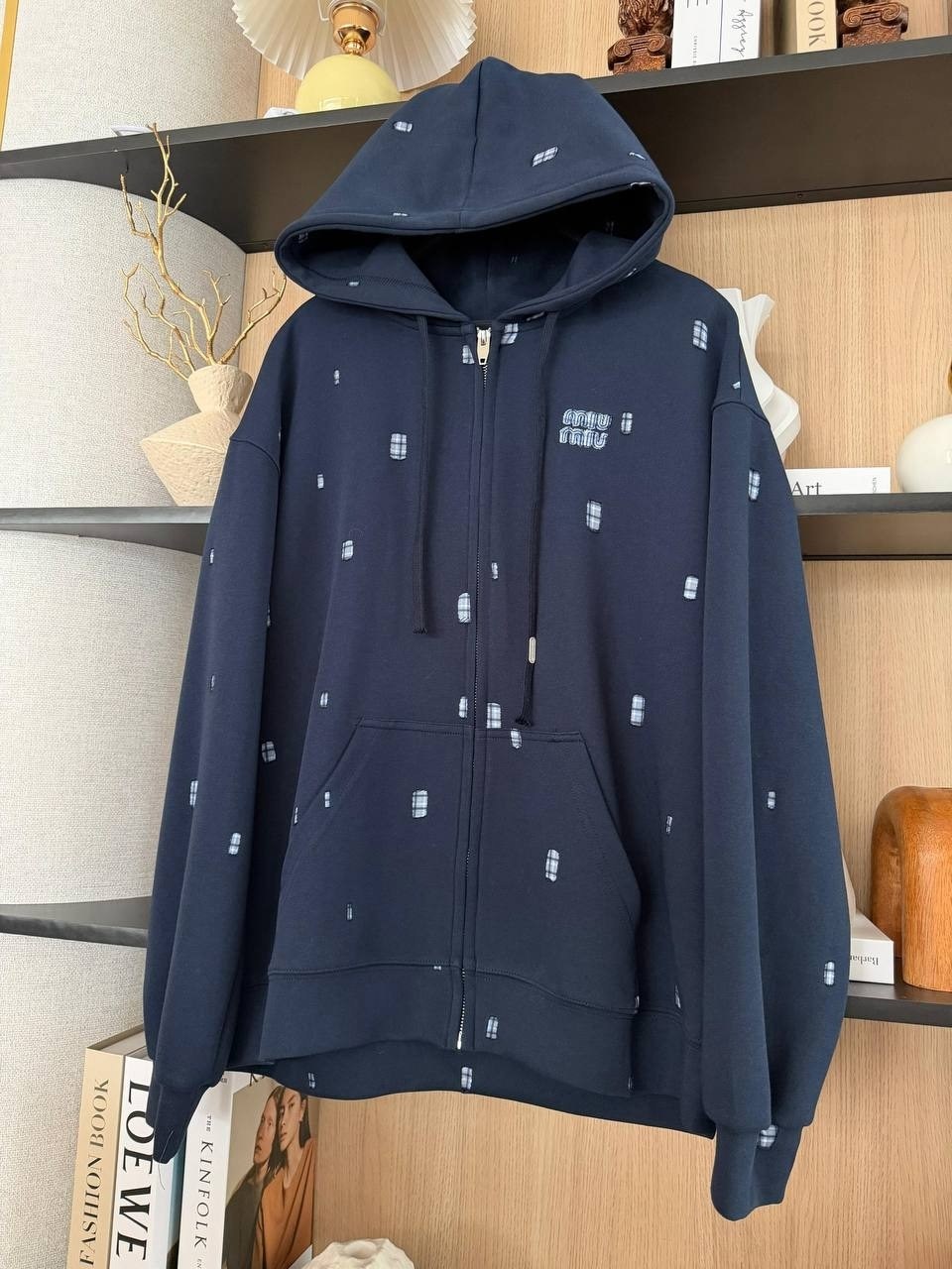 модные образы,толстовка в стиле,кофта женская,свитшот женская