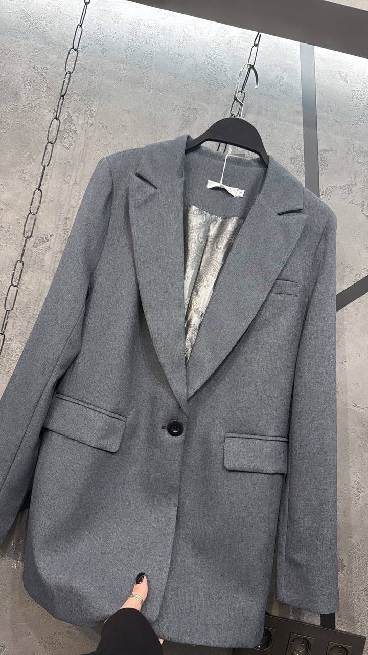 пиджак серый оверсайз,пиджак серый женский удлиненный,пиджак серый женский,пиджак женский оверсайз,пиджак оверсайз удлиненный