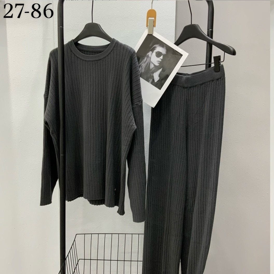 костюмы брючные,трикотажные костюмы,костюм с брюками,костюм из трикотажа,вязаные костюмы