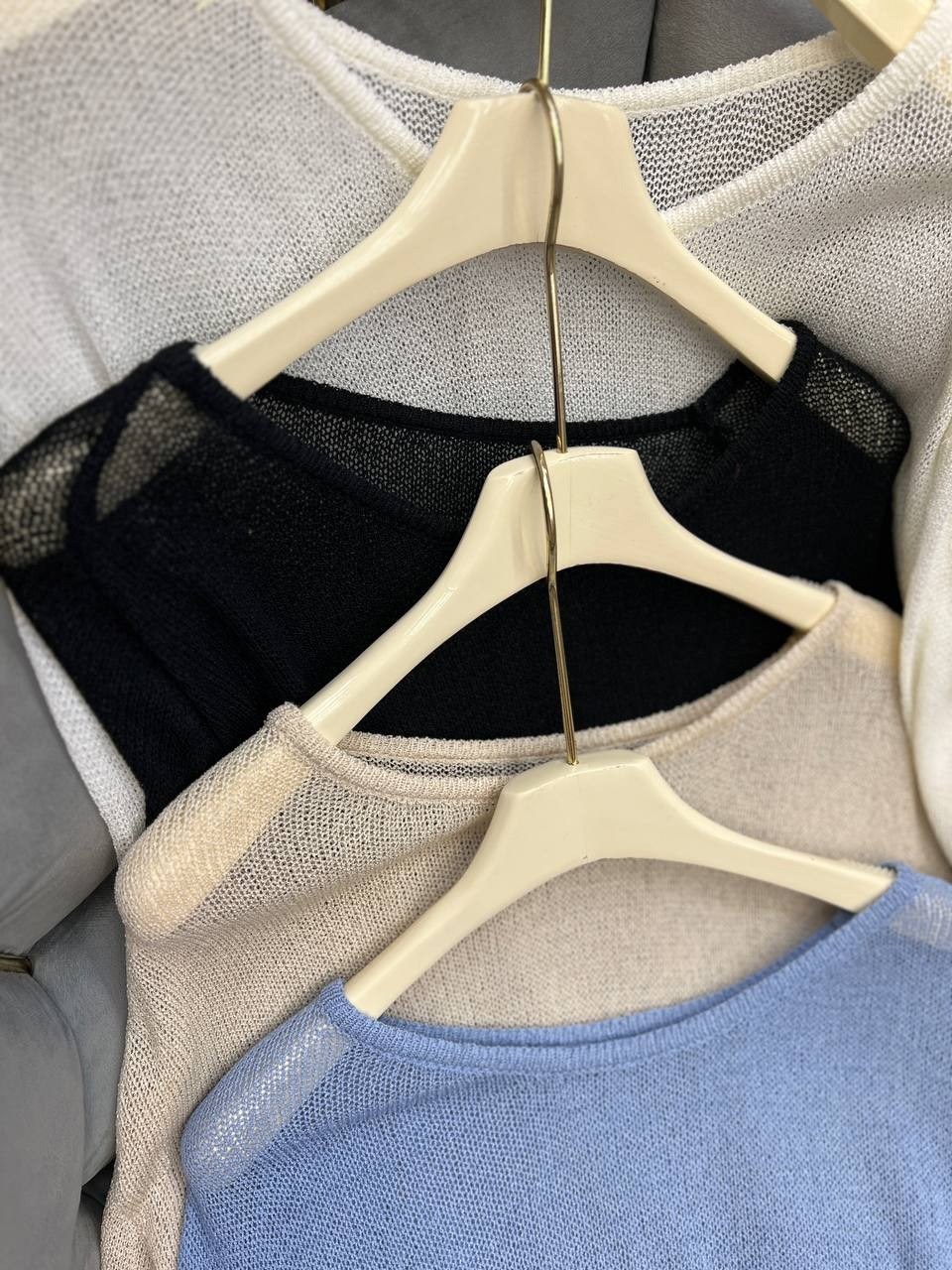 джемпер с кружевом,джемпер свободного кроя,свитер паутинка из мохера,свитер паутинка,вязаные свитера