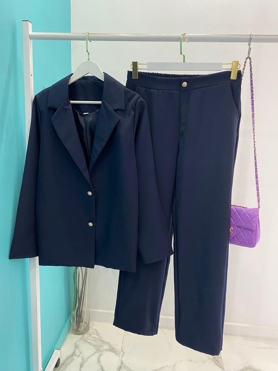 костюм брючный женский деловой,женский брючный костюм,элегантный брючный костюм,женский брючный костюм двойка,костюм брючный тройка