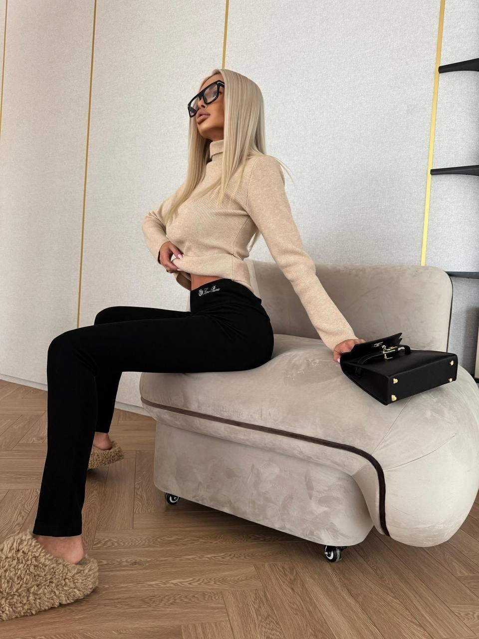 стильный свитер,женские легинсы,леггинсы на флисе,костюм на флисе,женские леггинсы