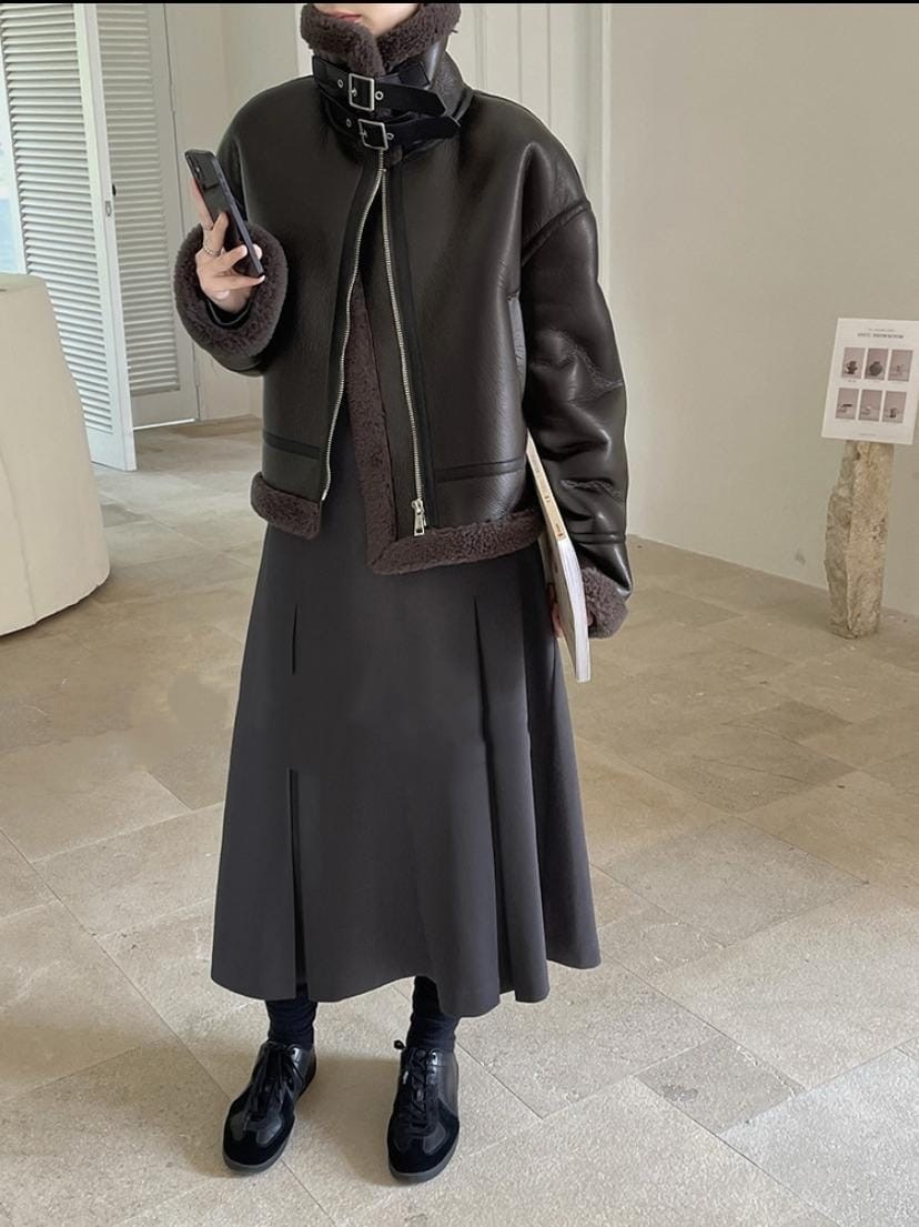 кожаная куртка,пальто теплое,куртка меховая,куртка пальто