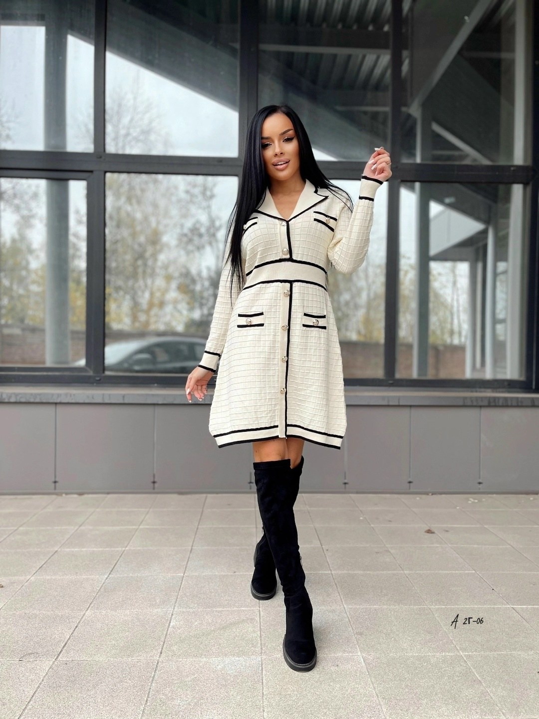 женское трикотажное платье,трикотажное платье,платье трикотажное мини,платье с пуговицами,стильное платье