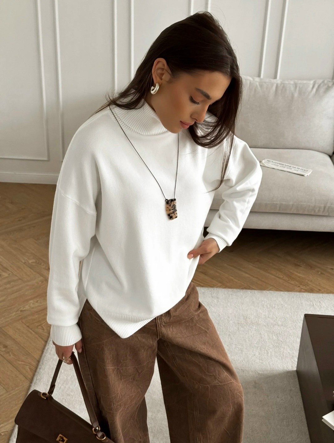 модные свитера,свитер женский оверсайз,джемпер бежевый,оверсайз свитер,оверсайз кофта