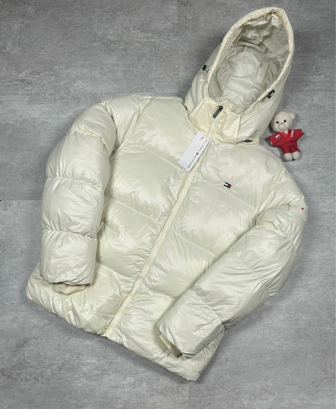 бежевый пуховик tommy hilfiger,пуховик tommy hilfiger мужской,куртка зимняя tommy hilfiger,пуховик tommy hilfiger женский,пальто томми хилфигер мужские