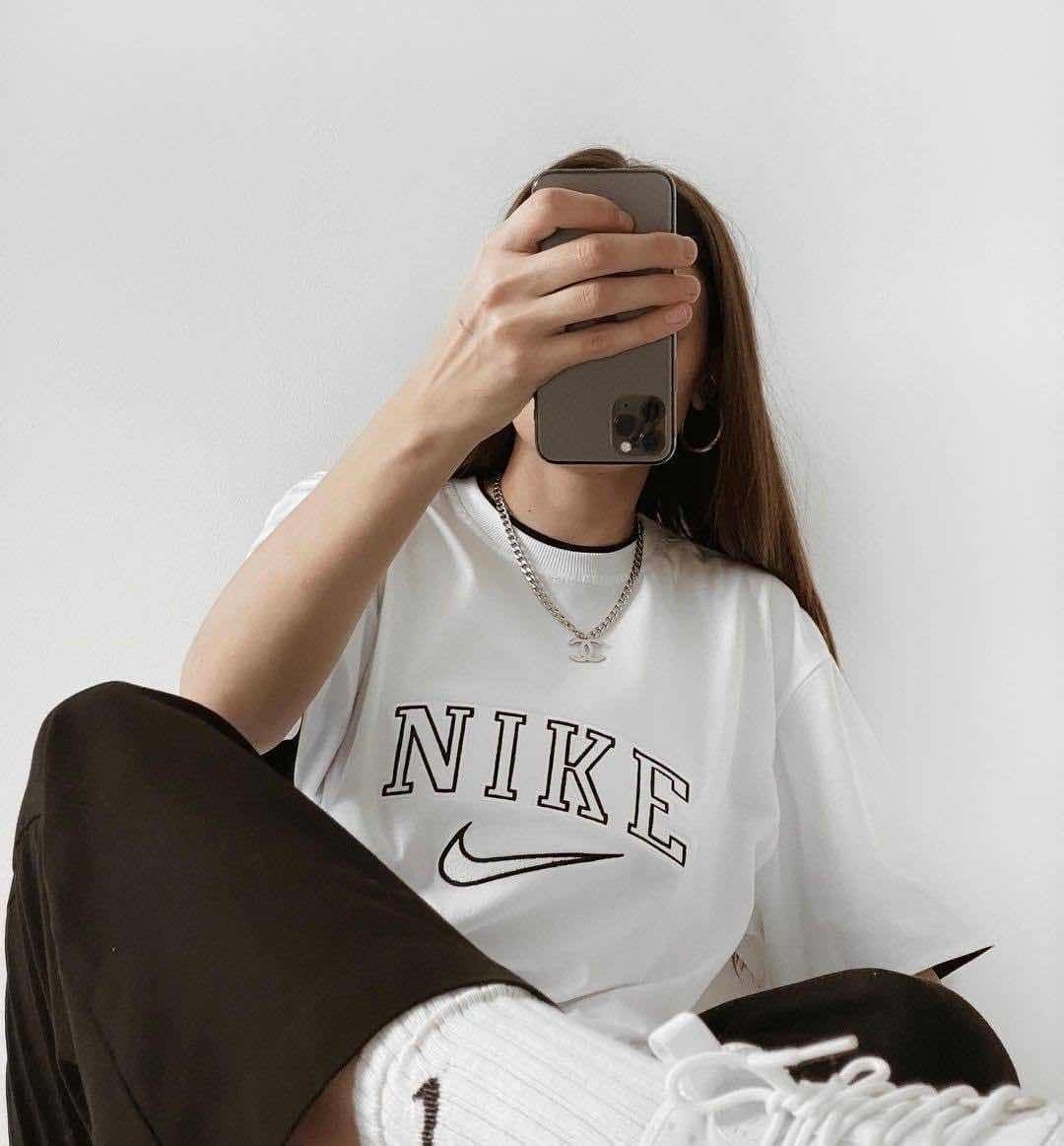 стильные футболки женские,стиль футболка,футболка женская оверсайз,свитшот толстовка,модная толстовка