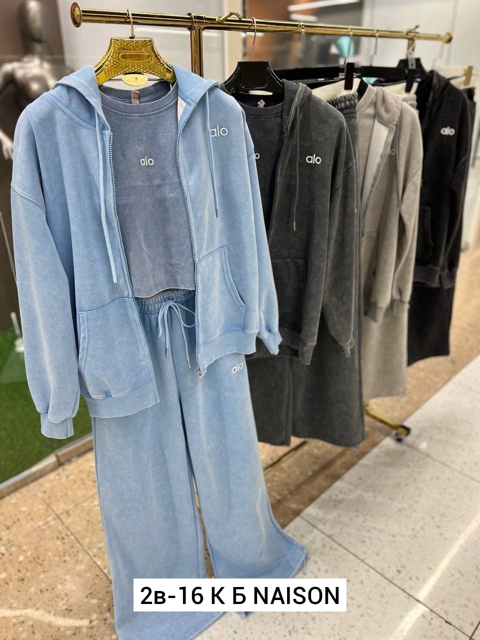 стильные костюмы,костюмы двойки,женские костюмы,костюмы спортивные женские,спортивные костюмы