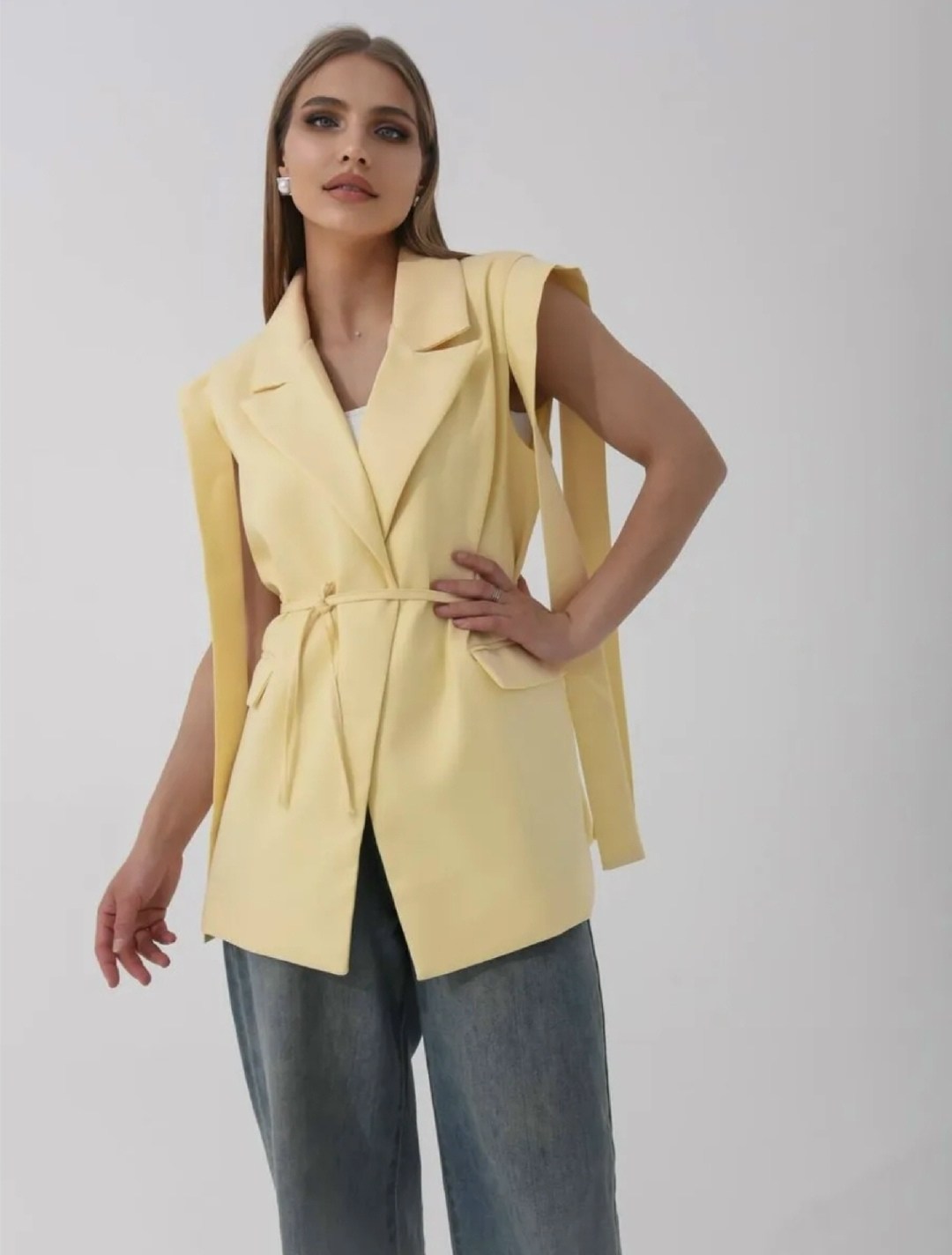 женские жилетки,женские жилеты,жилет женский удлиненный,белая жилетка женская,классический жилет