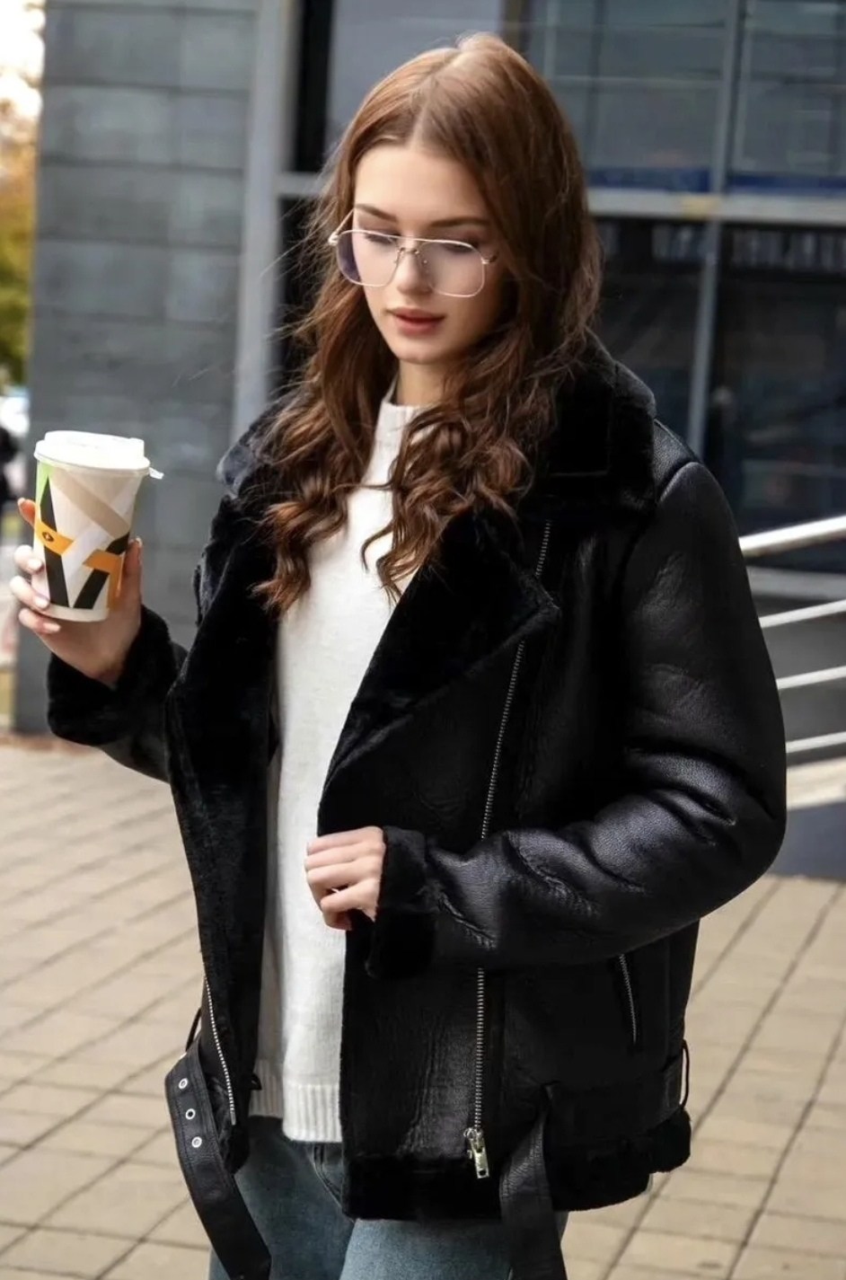 девушка,модные очки для зрения,стильные очки для зрения,дубленка авиатор женская,стильная дубленка женская