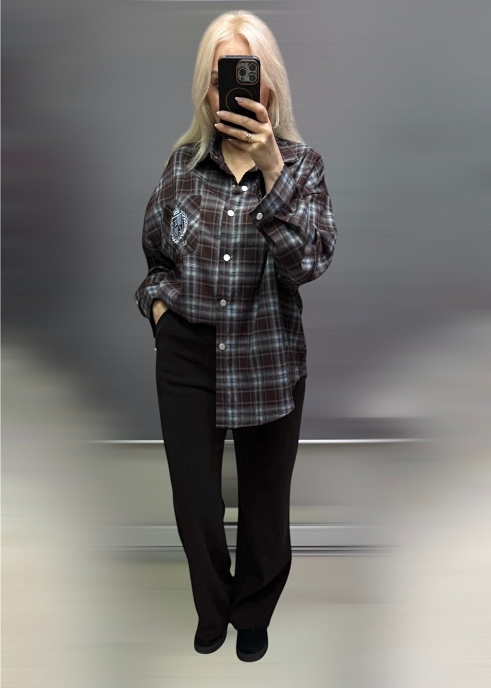женская рубашка в клетку оверсайз,женская рубашка,рубашка в клетку женская,рубашка в клетку оверсайз удлиненная,стильная рубашка