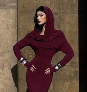 платья с капюшоном,спортивное платье с капюшоном,платье с капюшоном макси,платье женское с капюшоном,теплое платье с капюшоном