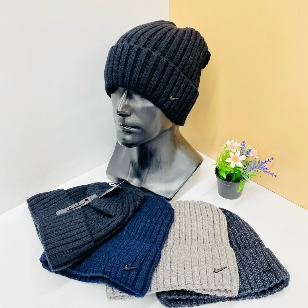 шапка мужская,шапка мужская зимняя,шапка мужская с отворотом,мужская вязаная шапка,шапка мужская демисезонная