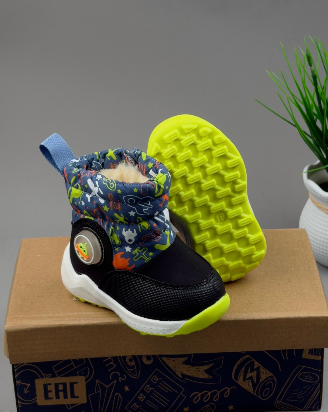 сапоги зимние детские,детская ,,сапожки,детские дутики