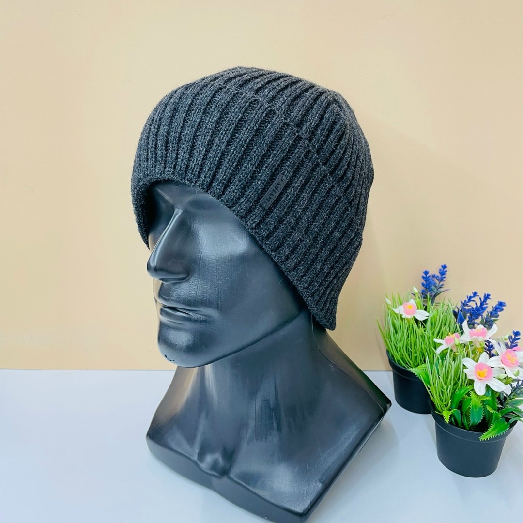 шапка мужская,мужская зимняя шапка,шапка для мужчины,мужская вязаная шапка,шапка мужская с отворотом