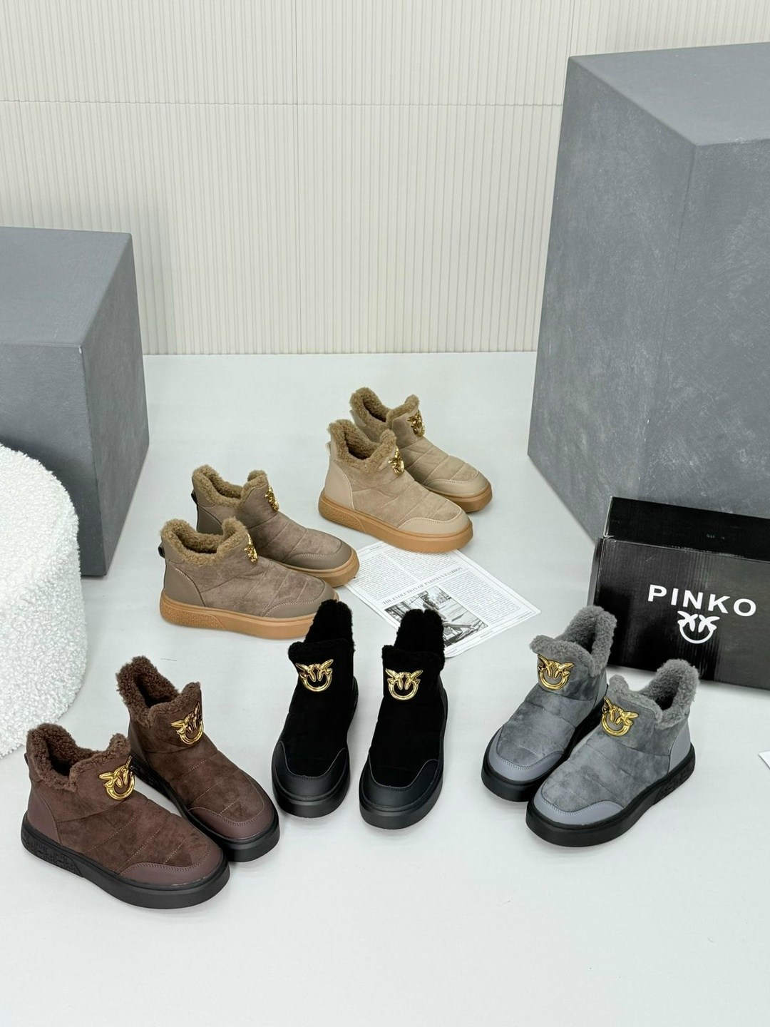 ,угги женские,зимняя ,модные угги,женская