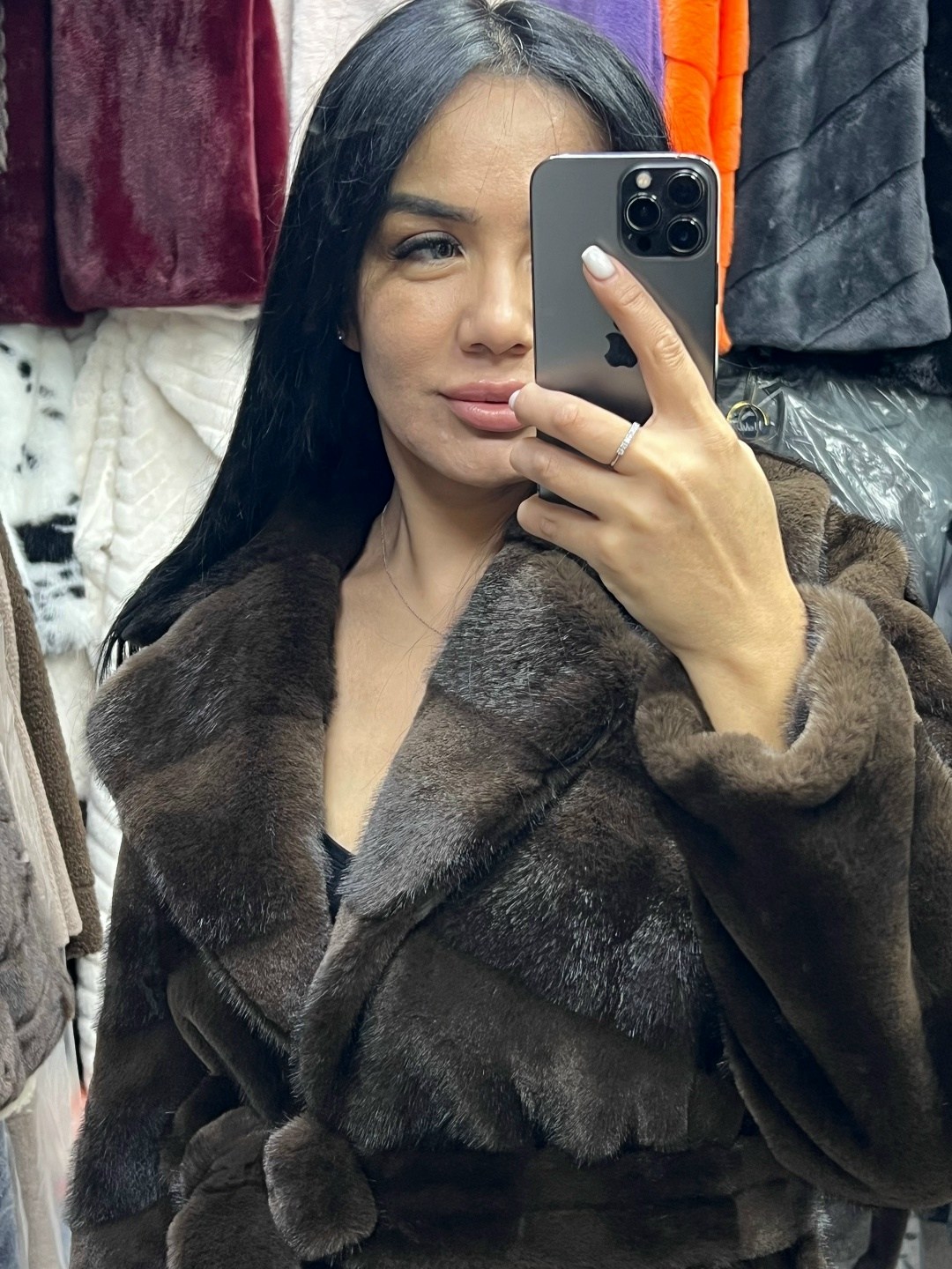 шуба искусственная,длинная шуба,норковые шубы,шубка,шуба женская