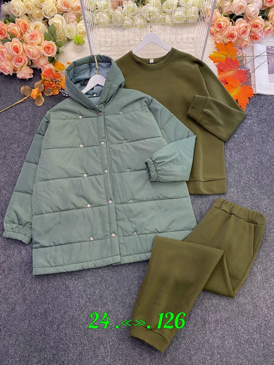 костюм тройка с курткой,костюм женский на флисе,куртка стильная,теплый костюм,костюм на флисе