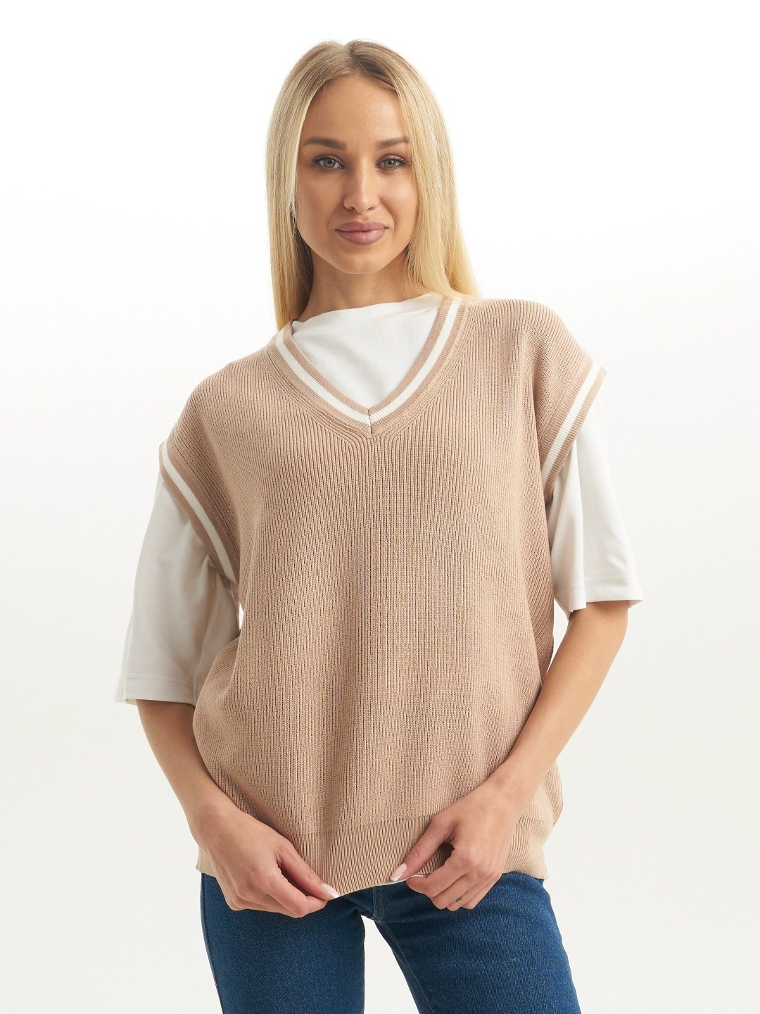 жилет трикотажный женский оверсайз,женский вязаный жилет,жилет школьный вязаный оверсайз,жилетка вязаная трикотажная оверсайз безрукавка,жилетка женская вязаная оверсайз