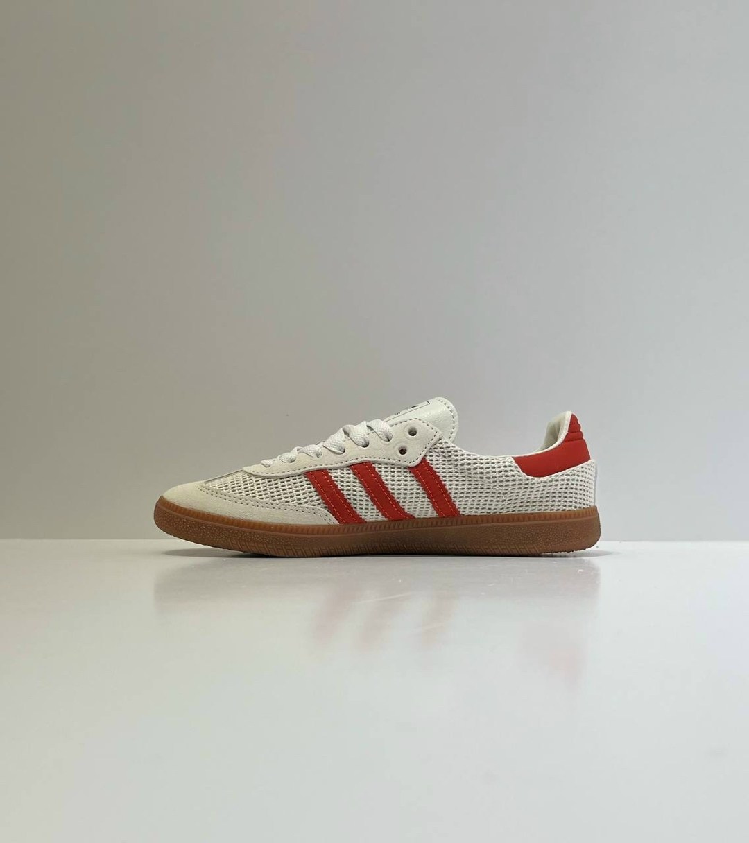 кроссовки adidas,кроссовки adidas samba,кроссовки,adidas samba,спортивная