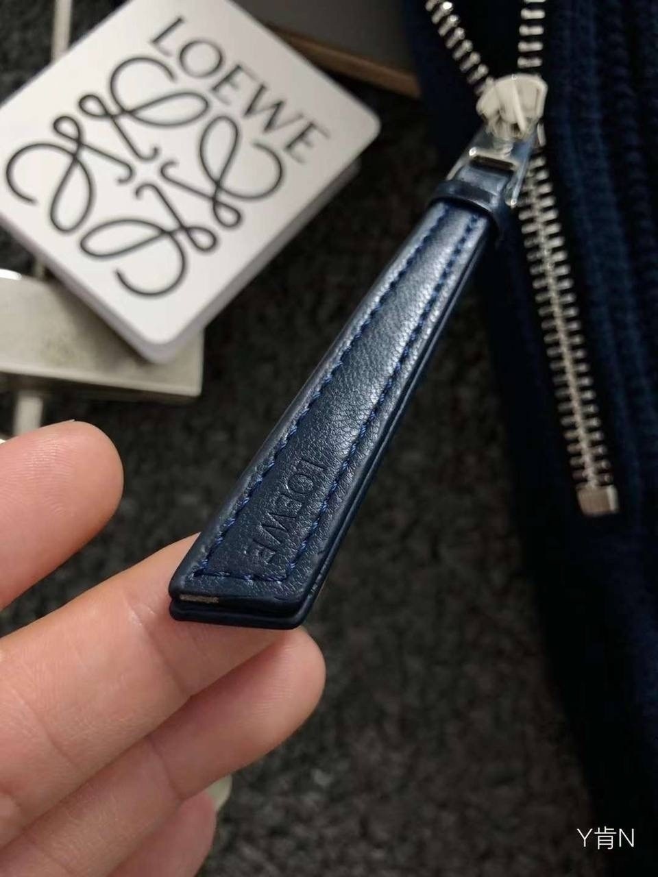 свитера мужская,свитер с воротником,пуловер мужской,стильный свитер,темно синий свитер