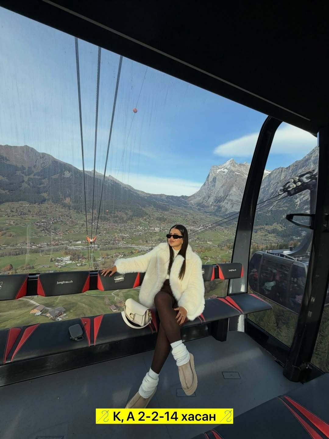 девушка,зимние куртки,в горах,зимнее пальто,пуховик