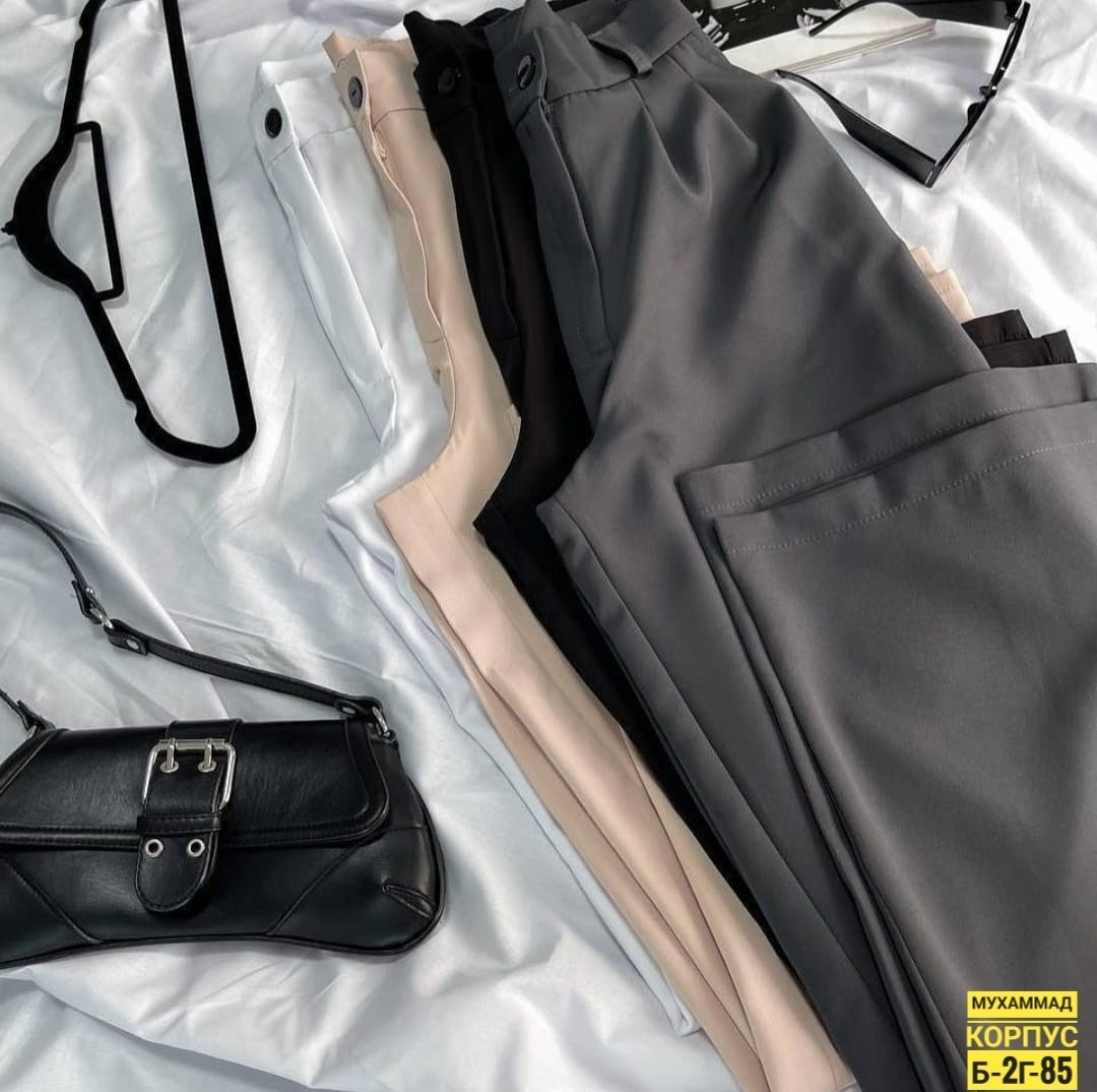 брюки свободного кроя,брюки базовые чёрные,брюки свободные,брюки базовые,классические брюки