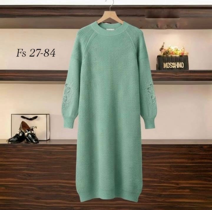 теплое платье вязаное,вязаное платье,платье свитер вязаное,шерстяное платье,платье миди вязаное