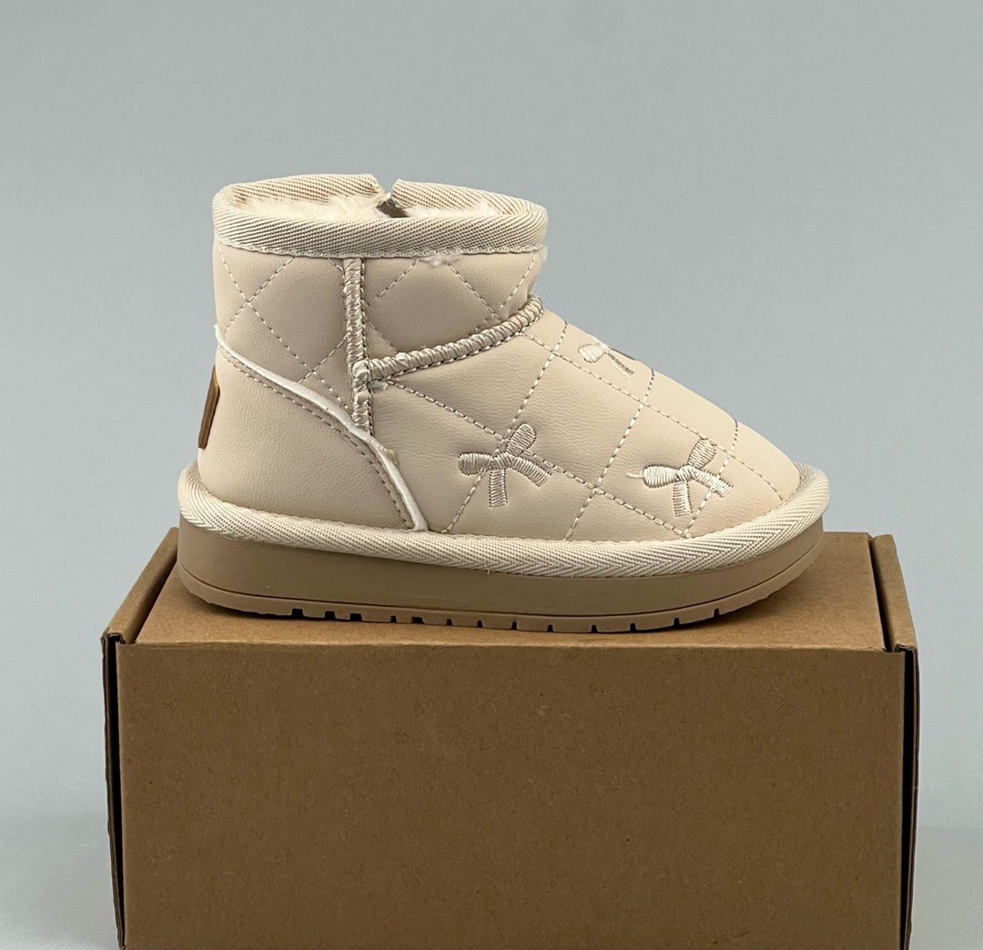 женские угги,,зимние дутики женские,ботинка женские зимние, зимняя