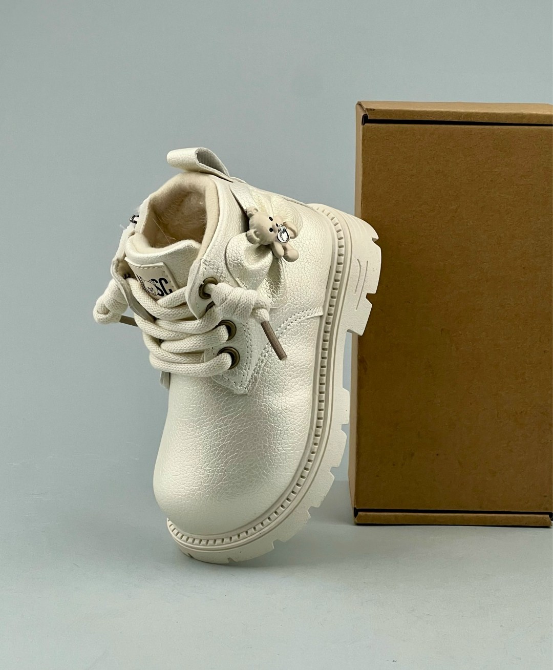 детские ботинки,,детская ,ботинки для малыша,ботиночки