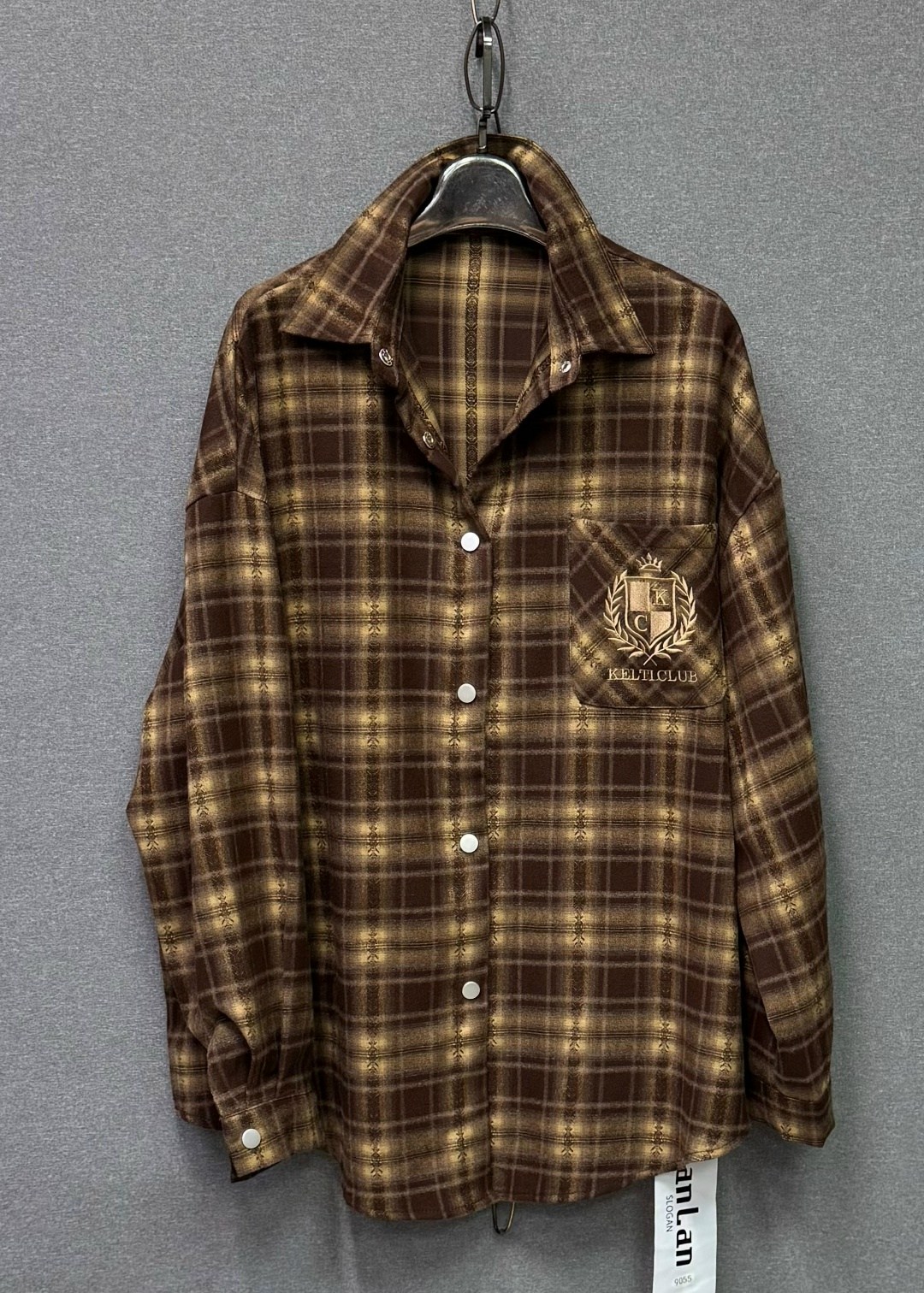 женская рубашка в клетку оверсайз,женская рубашка,рубашка в клетку женская,рубашка в клетку оверсайз удлиненная,стильная рубашка