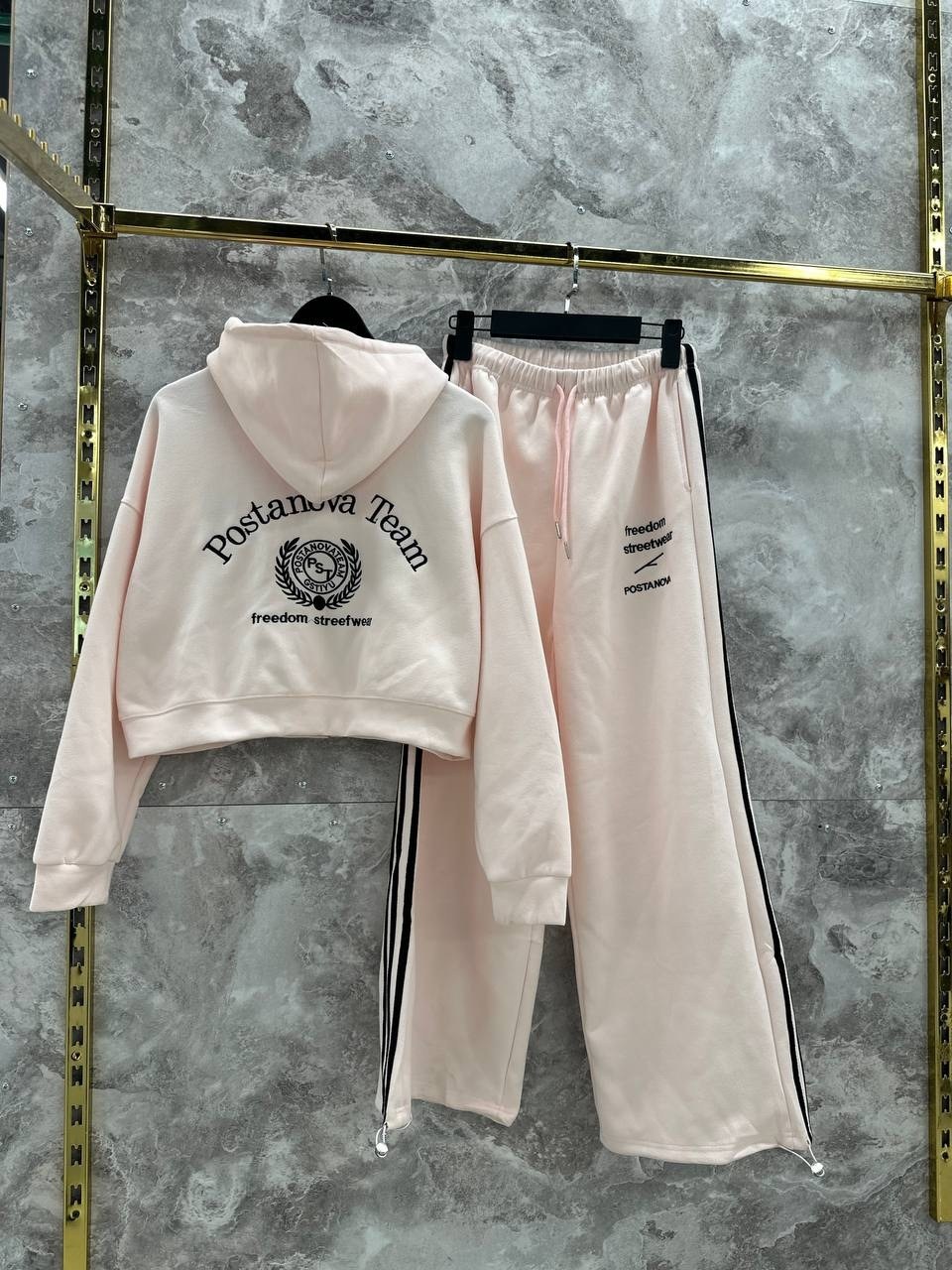 стильные костюмы,костюмы спортивные женские,костюм со штанами,костюмы спортивные,костюмы комплекты