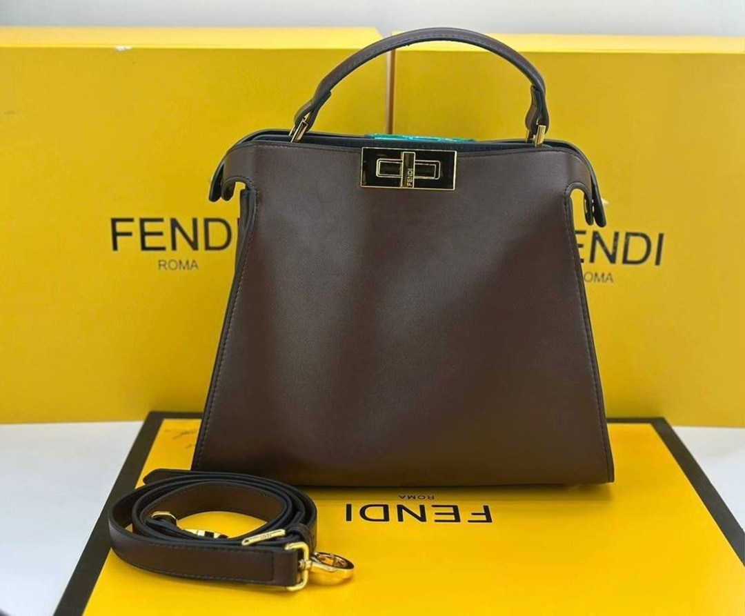 сумка fendi,сумка fendi peekaboo,сумки фенди,сумка женская fendi,fendi сумка на плечо