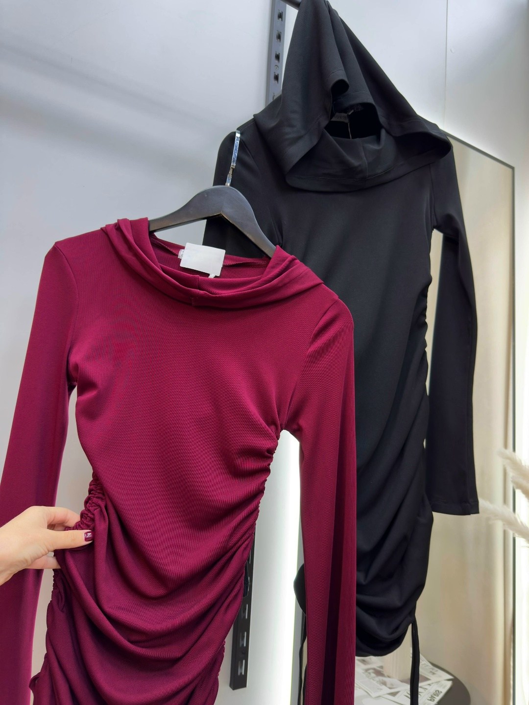 платья с капюшоном,спортивное платье с капюшоном,платье с капюшоном макси,платье женское с капюшоном,теплое платье с капюшоном