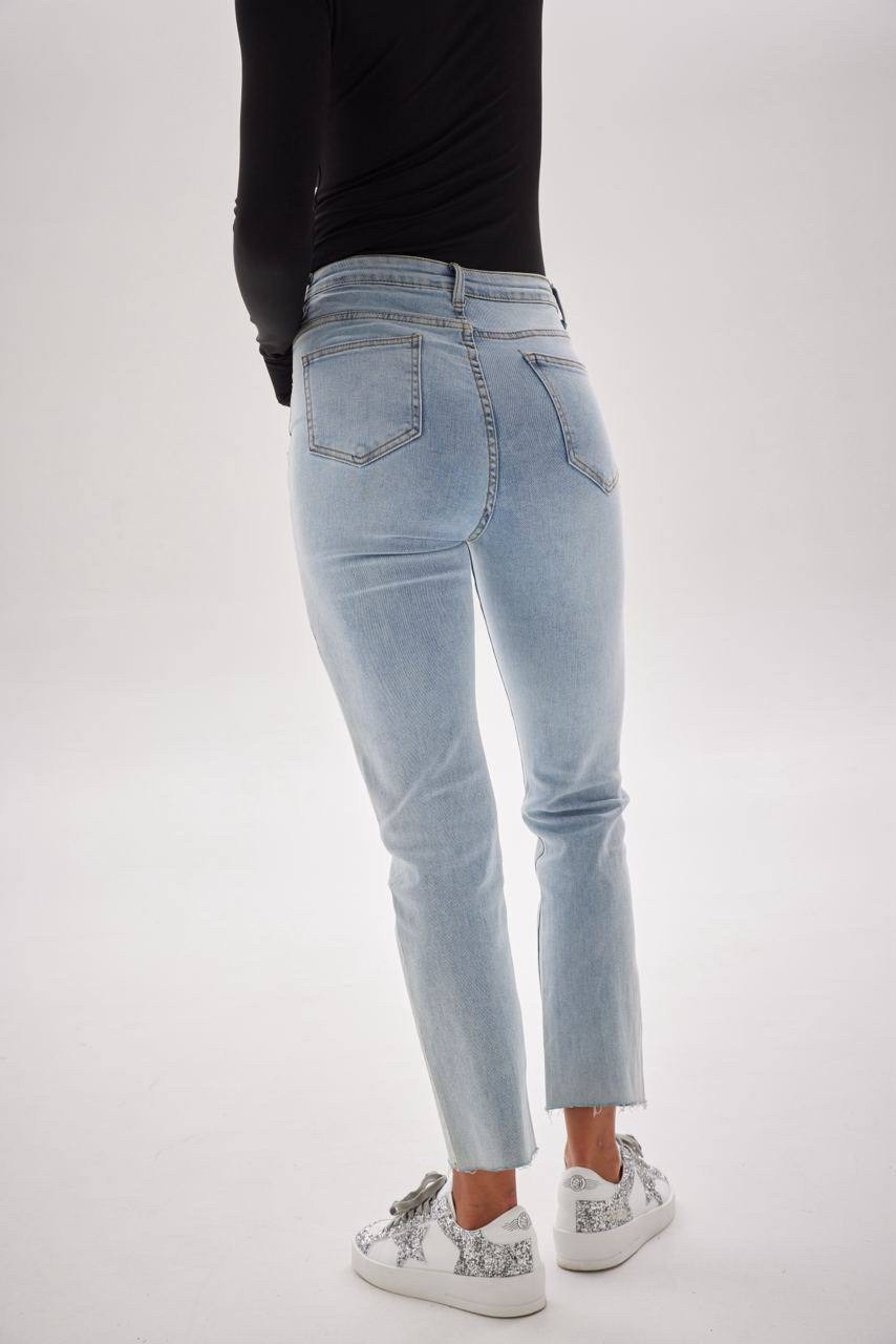 женские джинсы,джинсы момы,голубые джинсы,джинсы модные,джинсы брюки